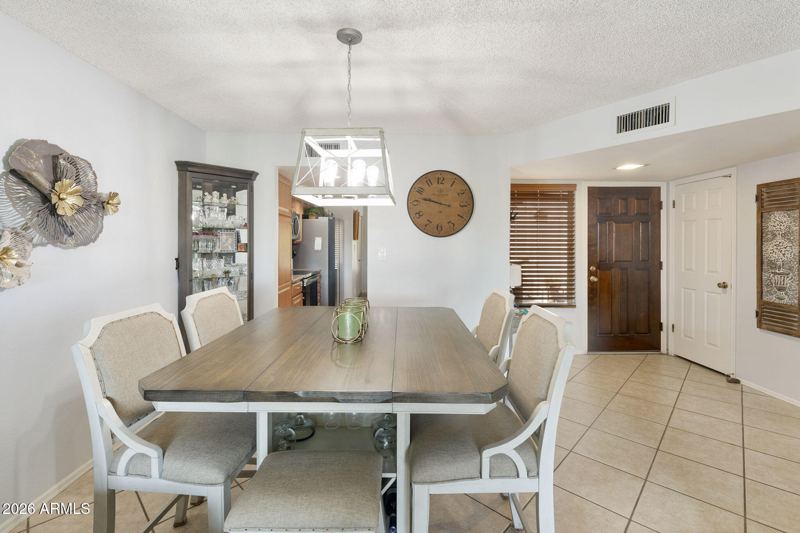 725 S Arrowwood Way — photo 8 of 46