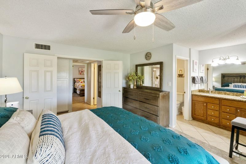 725 S Arrowwood Way — photo 13 of 46
