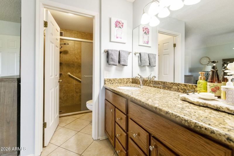 725 S Arrowwood Way — photo 15 of 46