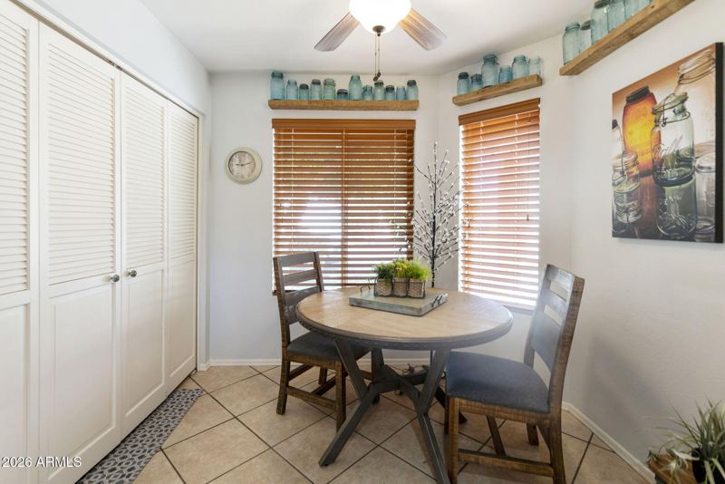 725 S Arrowwood Way — photo 9 of 46